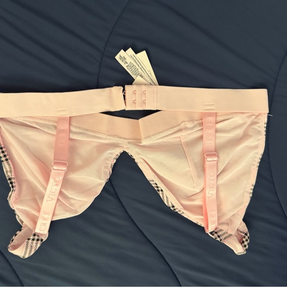 Victoria's Secret Pink Checkered Bra - Picture 2 of 2